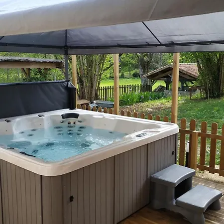 Holiday home Le Moulin Neuf - L'aubepine *