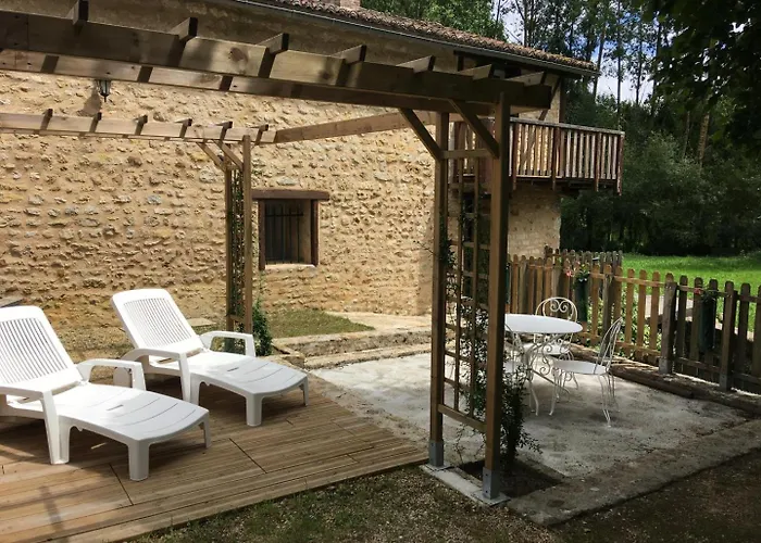 Holiday home Le Moulin Neuf - L'aubepine *